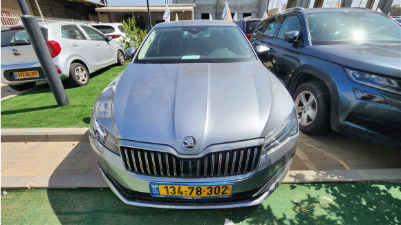 סקודה סופרב 2020 במחיר 114,400 ש״ח - תמונה 5 סקודה סופרב 2020 במחיר 114,400 ש״ח - תמונה 5