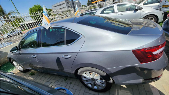 סקודה סופרב 2020 במחיר 114,400 ש״ח - תמונה 2 סקודה סופרב 2020 במחיר 114,400 ש״ח - תמונה 2