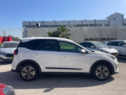 קיה נירו 2022 במחיר 97,600 ש״ח - תמונה 3 קיה נירו 2022 במחיר 97,600 ש״ח - תמונה 3