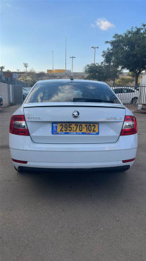 סקודה אוקטביה 2020 במחיר 97,900 ש״ח - תמונה 3 סקודה אוקטביה 2020 במחיר 97,900 ש״ח - תמונה 3