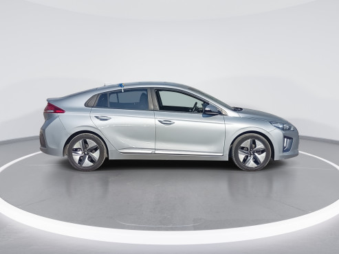 יונדאי איוניק 2022 במחיר 103,800 ש״ח - תמונה 10