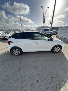 יונדאי I20 2022 במחיר 79,500 ש״ח - תמונה 3 יונדאי I20 2022 במחיר 79,500 ש״ח - תמונה 3