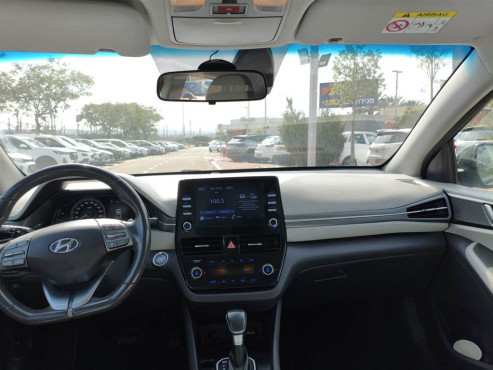 יונדאי איוניק 2022 במחיר 99,500 ש״ח - תמונה 5 יונדאי איוניק 2022 במחיר 99,500 ש״ח - תמונה 5