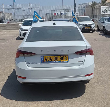 סקודה אוקטביה 2023 במחיר 100,400 ש״ח - תמונה 2 סקודה אוקטביה 2023 במחיר 100,400 ש״ח - תמונה 2