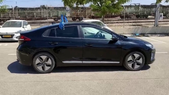 יונדאי איוניק 2022 במחיר 97,000 ש״ח - תמונה 10