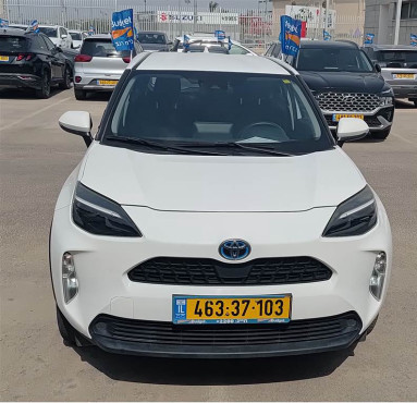 טויוטה יאריס 2023 במחיר 104,100 ש״ח - תמונה 1