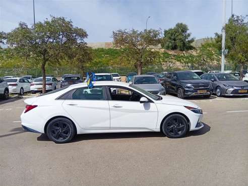 יונדאי אלנטרה 2023 במחיר 115,700 ש״ח - תמונה 3