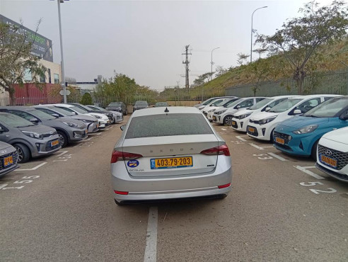 סקודה אוקטביה 2023 במחיר 110,100 ש״ח - תמונה 2 סקודה אוקטביה 2023 במחיר 110,100 ש״ח - תמונה 2