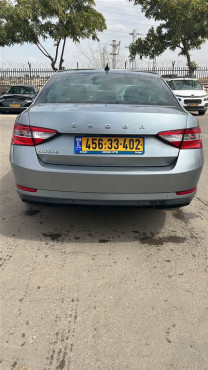 סקודה סופרב 2021 במחיר 125,400 ש״ח - תמונה 3 סקודה סופרב 2021 במחיר 125,400 ש״ח - תמונה 3