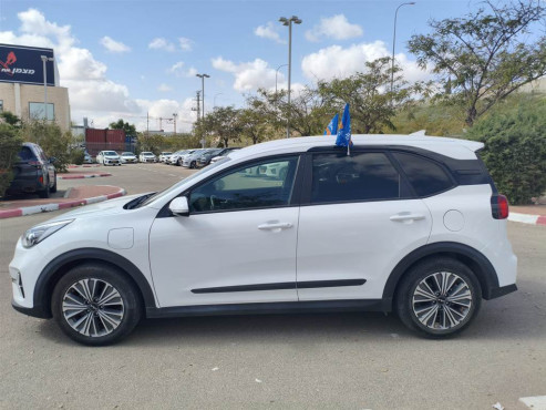 קיה נירו 2022 במחיר 106,900 ש״ח - תמונה 5