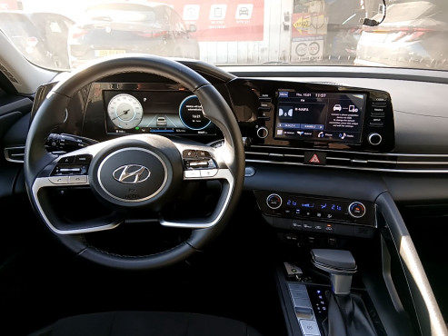 יונדאי אלנטרה 2022 במחיר 122,289 ש״ח - תמונה 4 יונדאי אלנטרה 2022 במחיר 122,289 ש״ח - תמונה 4