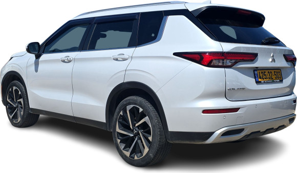 מיצובישי אאוטלנדר 2023 במחיר 149,000 ש״ח - תמונה 2 מיצובישי אאוטלנדר 2023 במחיר 149,000 ש״ח - תמונה 2