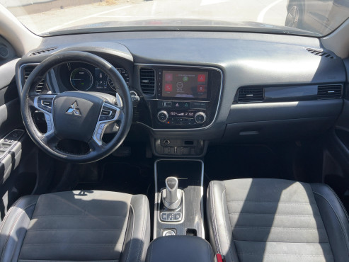 מיצובישי אאוטלנדר 2018 במחיר 96,371 ש״ח - תמונה 4