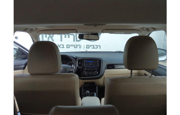 מיצובישי אאוטלנדר 2016 במחיר 84,256 ש״ח - תמונה 4 מיצובישי אאוטלנדר 2016 במחיר 84,256 ש״ח - תמונה 4