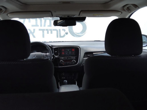 מיצובישי אאוטלנדר 2019 במחיר 109,535 ש״ח - תמונה 4 מיצובישי אאוטלנדר 2019 במחיר 109,535 ש״ח - תמונה 4