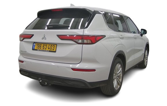 מיצובישי אאוטלנדר 2023 במחיר 129,717 ש״ח - תמונה 4