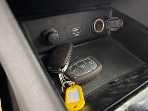 יונדאי איוניק 2022 במחיר 105,315 ש״ח - תמונה 6