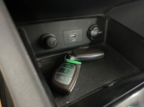 יונדאי איוניק 2022 במחיר 105,315 ש״ח - תמונה 3 יונדאי איוניק 2022 במחיר 105,315 ש״ח - תמונה 3