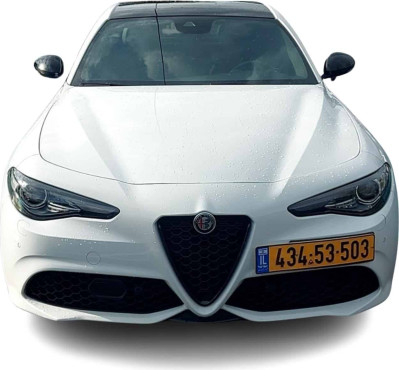 אלפא רומיאו GIULIA 2023 במחיר 249,900 ש״ח - תמונה 10 אלפא רומיאו GIULIA 2023 במחיר 249,900 ש״ח - תמונה 10