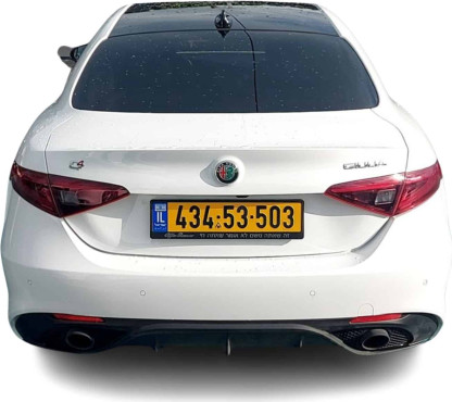אלפא רומיאו GIULIA 2023 במחיר 249,900 ש״ח - תמונה 7 אלפא רומיאו GIULIA 2023 במחיר 249,900 ש״ח - תמונה 7