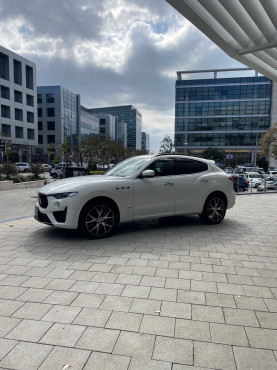 מזראטי לבנטה 2019 במחיר 411,000 ש״ח - תמונה 7 מזראטי לבנטה 2019 במחיר 411,000 ש״ח - תמונה 7