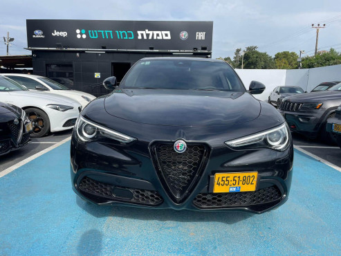 אלפא רומיאו STELVIO 2021 במחיר 249,000 ש״ח - תמונה 11 אלפא רומיאו STELVIO 2021 במחיר 249,000 ש״ח - תמונה 11