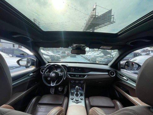 אלפא רומיאו STELVIO 2021 במחיר 249,000 ש״ח - תמונה 2 אלפא רומיאו STELVIO 2021 במחיר 249,000 ש״ח - תמונה 2