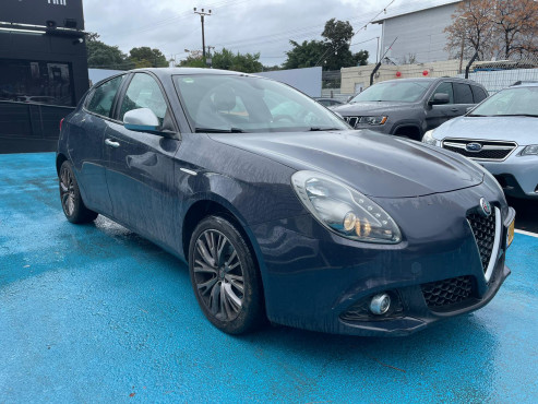 אלפא רומיאו GIULIETTA 2017 במחיר 77,000 ש״ח - תמונה 10 אלפא רומיאו GIULIETTA 2017 במחיר 77,000 ש״ח - תמונה 10