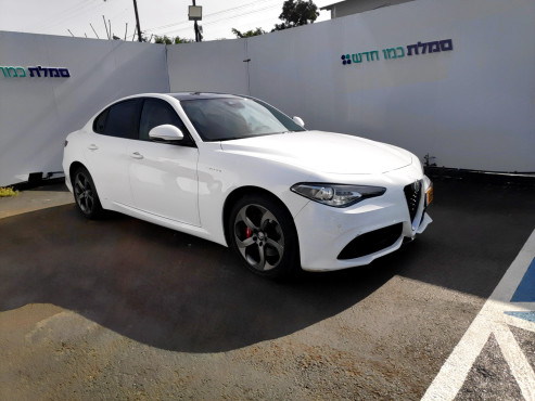 אלפא רומיאו GIULIA 2020 במחיר 210,100 ש״ח - תמונה 10