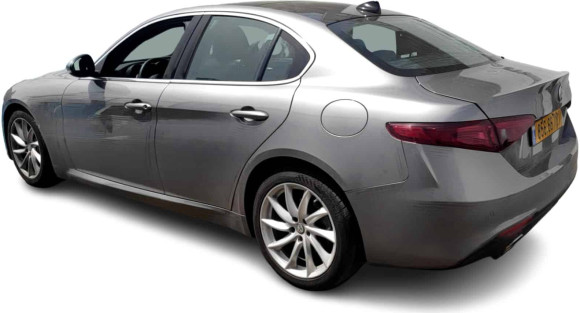 אלפא רומיאו GIULIA 2020 במחיר 163,317 ש״ח - תמונה 6 אלפא רומיאו GIULIA 2020 במחיר 163,317 ש״ח - תמונה 6