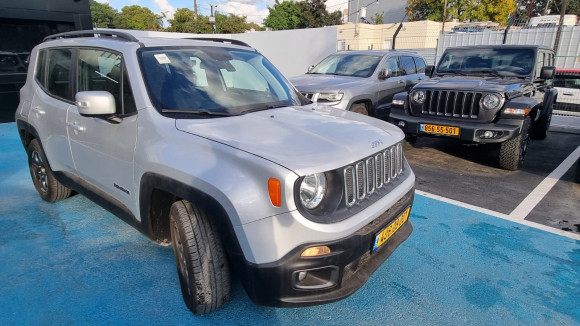 ג'יפ רנגייד 2019 במחיר 115,903 ש״ח - תמונה 10 ג'יפ רנגייד 2019 במחיר 115,903 ש״ח - תמונה 10