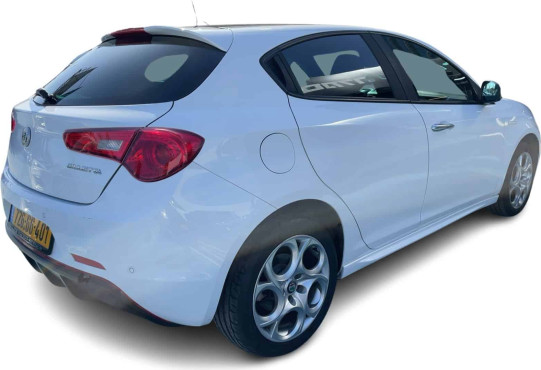 אלפא רומיאו GIULIETTA 2019 במחיר 119,568 ש״ח - תמונה 8 אלפא רומיאו GIULIETTA 2019 במחיר 119,568 ש״ח - תמונה 8