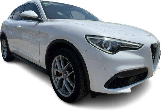 אלפא רומיאו STELVIO 2018 במחיר 159,900 ש״ח - תמונה 9 אלפא רומיאו STELVIO 2018 במחיר 159,900 ש״ח - תמונה 9