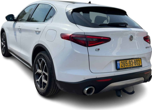 אלפא רומיאו STELVIO 2020 במחיר 169,900 ש״ח - תמונה 6 אלפא רומיאו STELVIO 2020 במחיר 169,900 ש״ח - תמונה 6