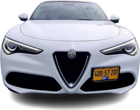 אלפא רומיאו STELVIO 2018 במחיר 148,900 ש״ח - תמונה 10 אלפא רומיאו STELVIO 2018 במחיר 148,900 ש״ח - תמונה 10