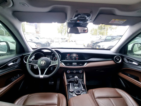 אלפא רומיאו STELVIO 2018 במחיר 148,900 ש״ח - תמונה 3 אלפא רומיאו STELVIO 2018 במחיר 148,900 ש״ח - תמונה 3