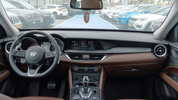 אלפא רומיאו STELVIO 2021 במחיר 219,900 ש״ח - תמונה 2 אלפא רומיאו STELVIO 2021 במחיר 219,900 ש״ח - תמונה 2