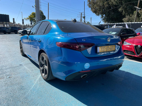 אלפא רומיאו GIULIA 2019 במחיר 183,511 ש״ח - תמונה 6 אלפא רומיאו GIULIA 2019 במחיר 183,511 ש״ח - תמונה 6