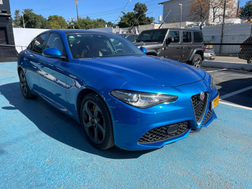אלפא רומיאו GIULIA 2019 במחיר 183,511 ש״ח - תמונה 10 אלפא רומיאו GIULIA 2019 במחיר 183,511 ש״ח - תמונה 10