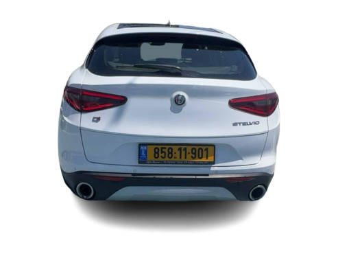 אלפא רומיאו STELVIO 2020 במחיר 179,900 ש״ח - תמונה 7 אלפא רומיאו STELVIO 2020 במחיר 179,900 ש״ח - תמונה 7