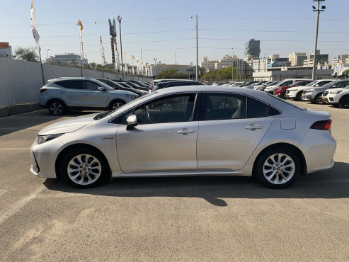 טויוטה קורולה 2019 במחיר 79,900 ש״ח - תמונה 4